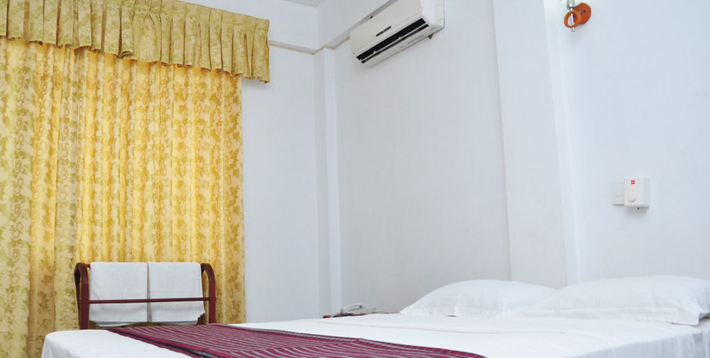 Oyo 290 Night Station Hotel Panadura Eksteriør billede
