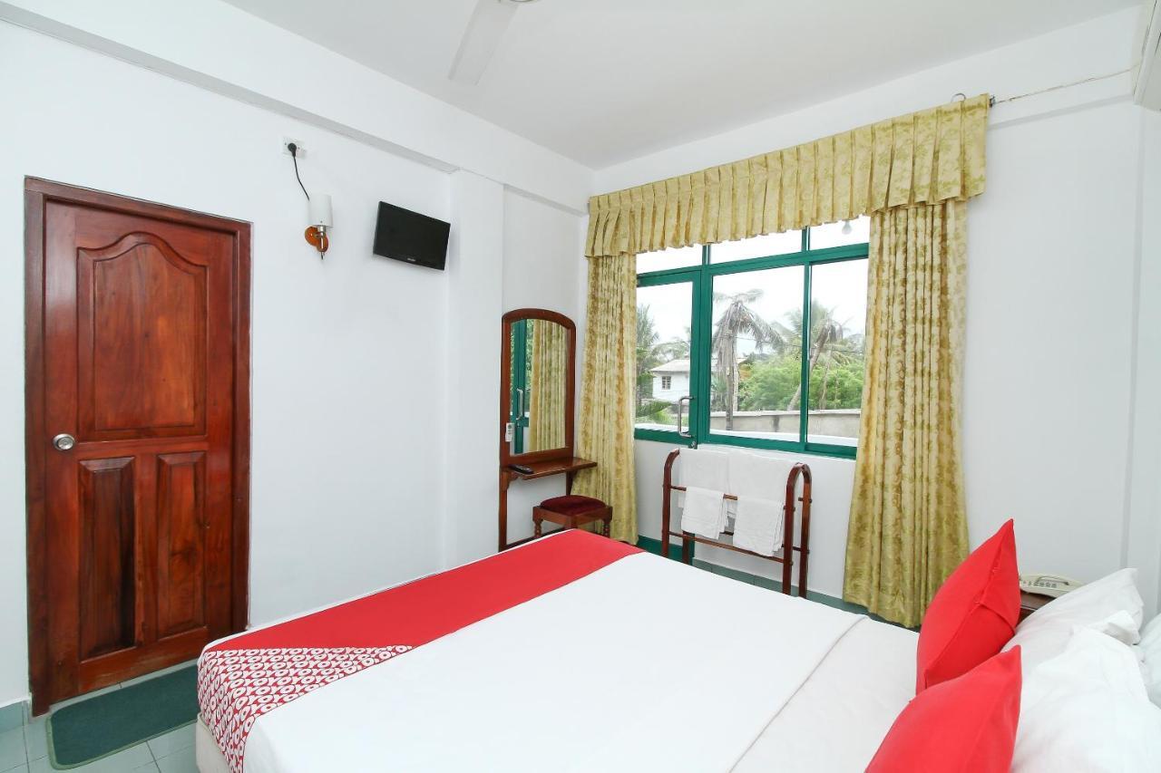 Oyo 290 Night Station Hotel Panadura Eksteriør billede