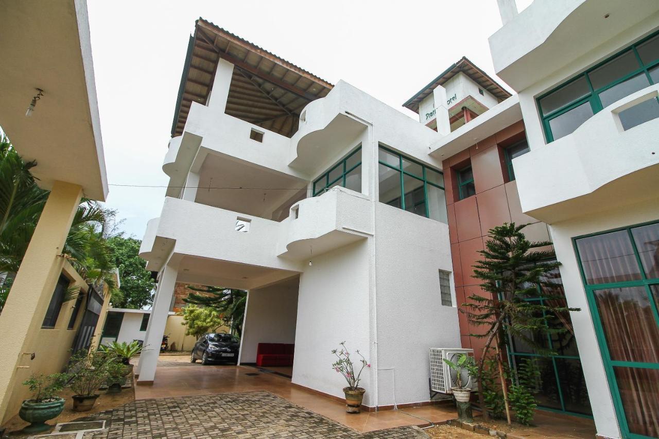 Oyo 290 Night Station Hotel Panadura Eksteriør billede