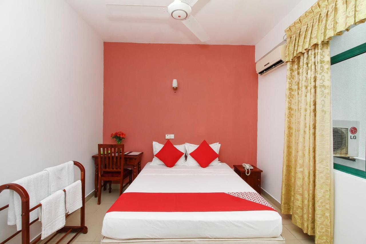 Oyo 290 Night Station Hotel Panadura Eksteriør billede